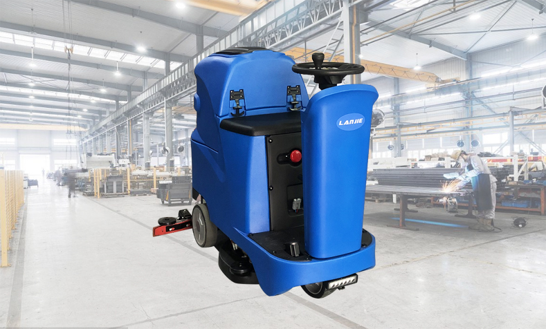 駕駛式洗地(dì)機(jī)