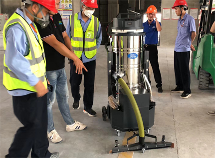 教你(nǐ)正确選擇工(gōng)業(yè)吸塵器(qì)